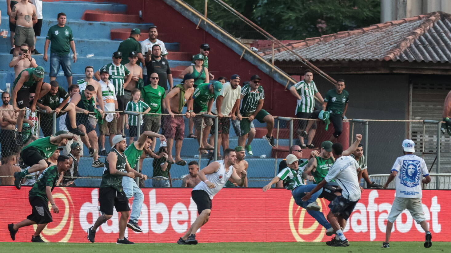 The Rivalry between Guarani and Tombense: A Clash of Football Titans