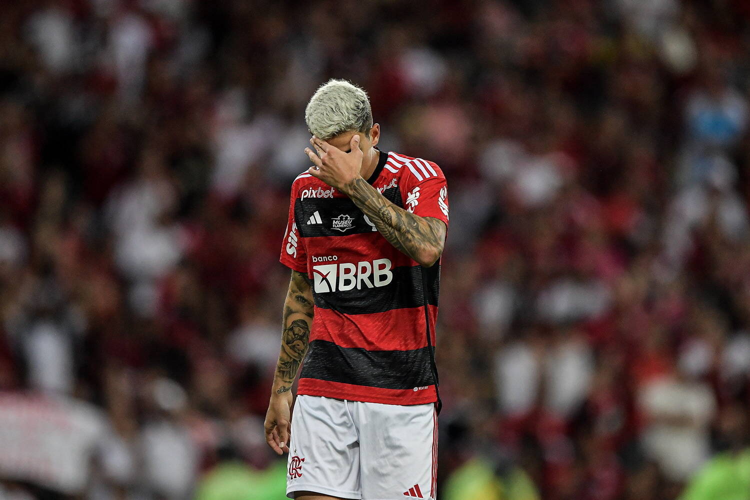 Agressões e derrotas: Flamengo vive clima tenso antes de jogo