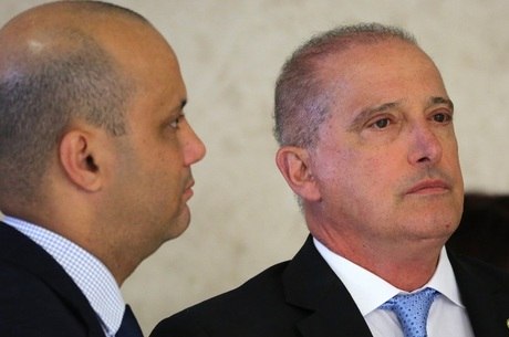 Onyx foi criticado por parlamentares do PSL