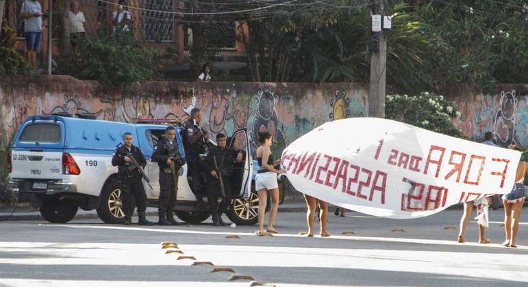 Operação no Alemão, no Rio, terminou com pelo menos 18 pessoas mortas hoje