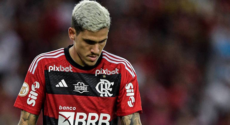 Pedro, do Flamengo, sofreu agressão de preparador físico do próprio clube