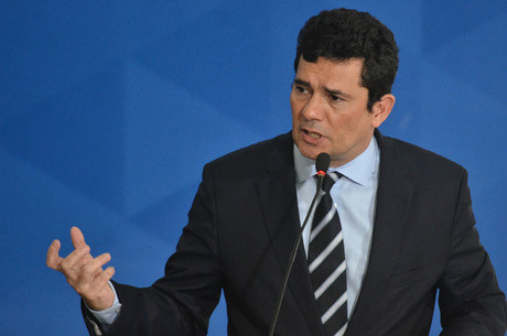 Moro foi à Câmara para tentar acelerar tramitação