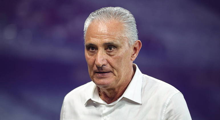 Logo na primeira derrota comandando o Flamengo, técnico culpa os jogadores. 'Time sentiu os gols'