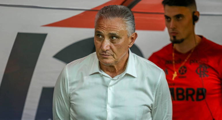 Tite já começa a frustrar por seu trabalho na Gávea. Derrota para o limitado Santos liga o estado de alerta