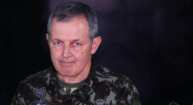 Novo comandante do Exército deverá promover diversas mudanças a pedido do governo