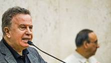 Câmara de SP cassa mandato do vereador Camilo Cristófaro por racismo