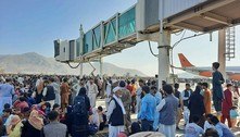 Afeganistão: milhares tentam deixar Cabul após vitória dos talibãs