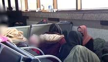 Com grávidas e bebês, dezenas de afegãos refugiados de guerra se alojam em aeroporto de SP