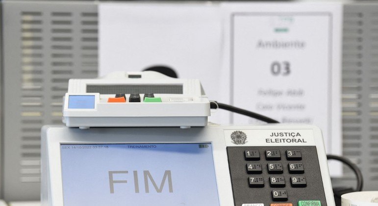 TSE já recebeu 127 mil urnas para uso nas eleições deste ano - Notícias - R7 Brasília