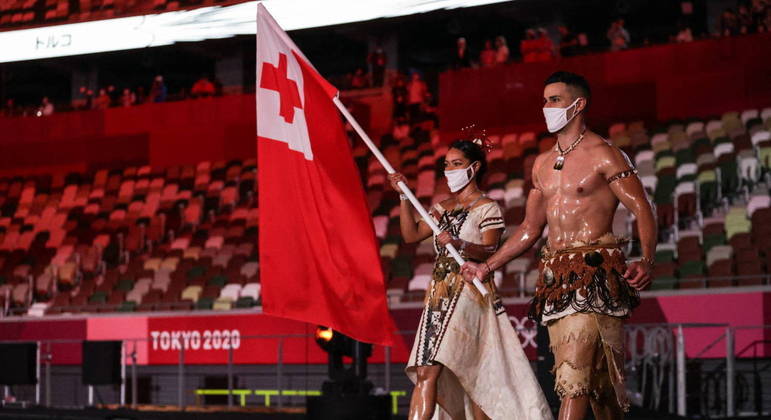 Voo com infectado incluía integrantes da delegação de Tonga que foi a Tóquio 