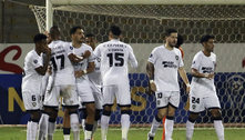 Botafogo quase bobeia, mas vence César Vallejo e assume liderança na Sul-Americana 