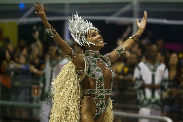 BRAZIL-CARNIVAL-SAO PAULO-MOCIDADE ALEGRE
A reveller of the Mocidade Alegre samba school performs during the second night of carnival at the Sambadrome, in Sao Paulo, Brazil, on February 19, 2023.
Miguel SCHINCARIOL / AFP
