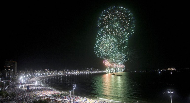 Projeto que proíbe fogos de artifícios no Rio foi aprovado, mas só vale daqui a 180 dias