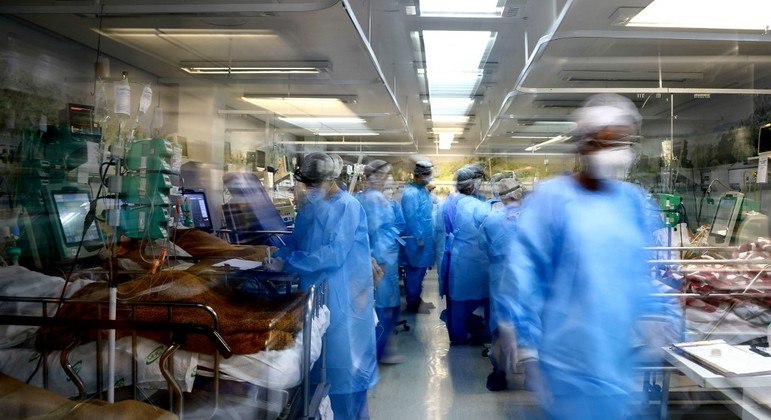 Especialistas alertam que fase crítica da pandemia pode durar mais 15 dias 
