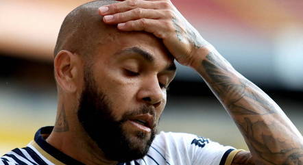 Julgamento de Daniel Alves por acusa&ccedil;&atilde;o de estupro na Espanha &eacute; marcado  para fevereiro - Esportes - R7 Fora de Jogo