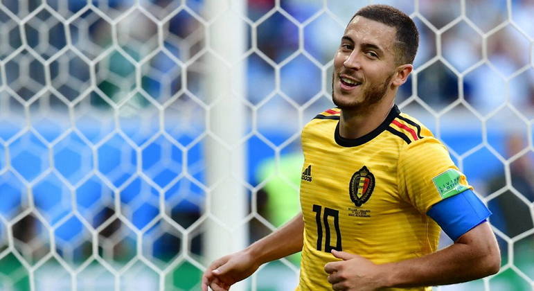 Eden HazardCraque da seleção da Bélgica, o atacante deixou o futebol de maneira precoce, aos 32 anos. Após 16 anos de carreira, ele alcançou mais de 700 partidas profissionais e fez parte da geração de ouro da seleção belga. 