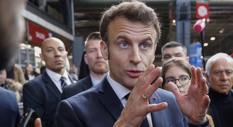 Macron destacou que a França não tem intenção de voltar às políticas do passado e interferir na África.