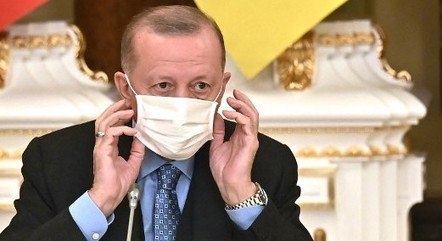 Erdogan pediu orações para ele e a esposa