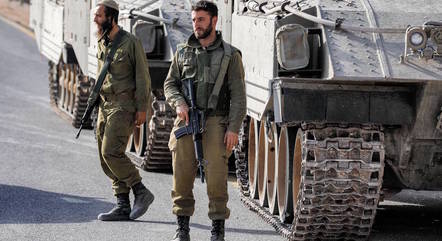 Israel diz que respondeu a ataques do sul da Síria