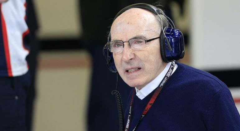 Frank Williams, lenda da Fórmula 1, veio a falecer neste domingo (28), aos 79 anos