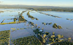 This handout photo taken on March 24, 2021 and received on March 25, 2021 from the Australian Defence Force shows flooding around the Royal Australian Air Force Base in Richmond on the northwestern outskirts of Sydney.
RADM Robert Plath / Australian Defence Force / AFP
