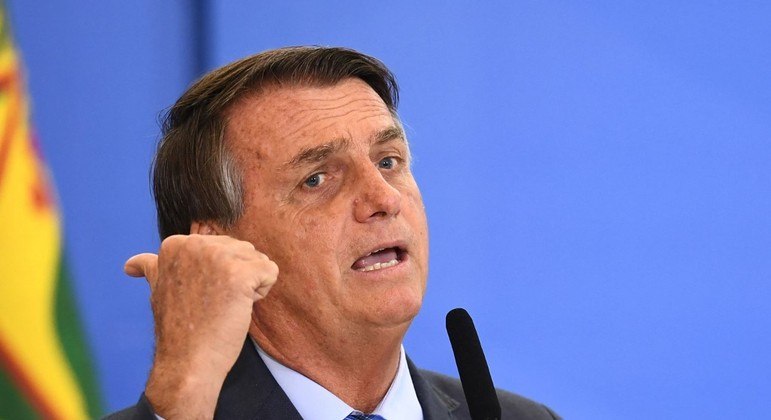 Bolsonaro diz que vai regulamentar dívidas do Fies nesta semana – Notícias
