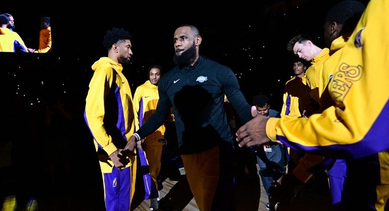 N°1 em triplos-duplos nos PlayoffsPara fechar a lista de recordes a serem quebrados com 