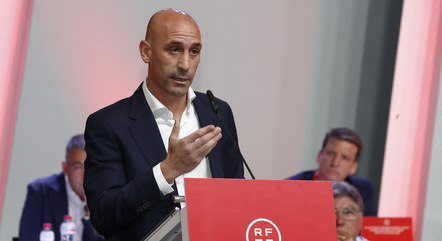 Rubiales se recusou a se demitir da presidência da RFEF
