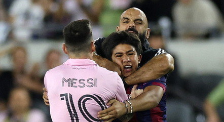 Segurança de Messi impediu que torcedor abraçasse o jogador
