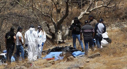 Autoridades mexicanas confirmam que restos mortais encontrados em sacos são de oito pessoas