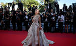  
British fashion designer Kimberley Garner poses as she arrives for the screening of the film "Tre Piani" (Three Floors) at the 74th edition of the Cannes Film Festival in Cannes, southern France, on July 11, 2021.
CHRISTOPHE SIMON / AFP
