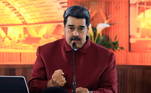 O presidente do Parlamento da Venezuela, Jorge Rodríguez, disse na última terça-feira (21) que ao menos 19 funcionários públicos e comparsas foram detidos na Venezuela em uma 'cruzada' contra máfias dentro da estatal petroleira PDVSA, que levou à renúncia do poderoso ministro do Petróleo, Tareck El Aissami. O presidente Nicolás Maduro (foto), que antes já havia anunciado cruzadas contra a corrupção, questionou que vários colaboradores levavam uma vida de 'novos ricos' cheia de 'extravagâncias'