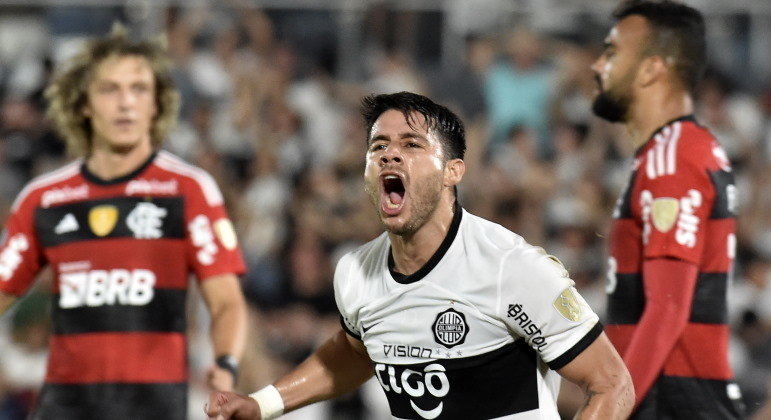 Flamengo on X: Confronto definido! O Mengão enfrentará o Olimpia (PAR) nas  quartas de final da Conmebol Libertadores. Vamos com tudo! 💪❤️🖤 #CRF  #VamosFlamengo  / X