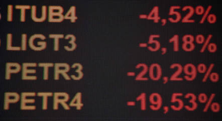 Intevenção fez ações da Petrobras caírem 20%