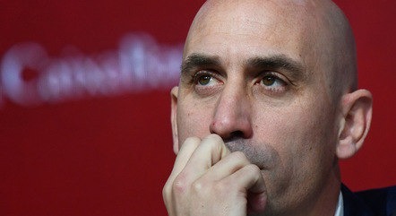 Rubiales está suspenso de atividades do futebol