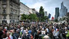 França amplia exigência de certificado apesar de protestos