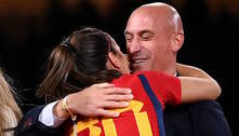 Presidente da Federação de Futebol se recusa a deixar o cargo por beijo à força em jogadora da Espanha