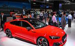 O Audi RS 5 também deve chegar às ruas brasileiras em breve
