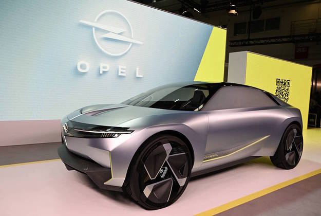 A Opel, que é uma subsidiária do grupo francês PSA, apresentou esse modelo experimental no evento. E aí, gostou?