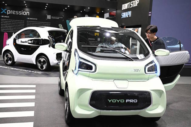 Desta vez, esse carrinho da foto é um XEV Yoyo Pro, ainda indisponível no Brasil 