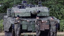 Ucrânia confirma que vai receber até 140 tanques que podem encerrar a guerra