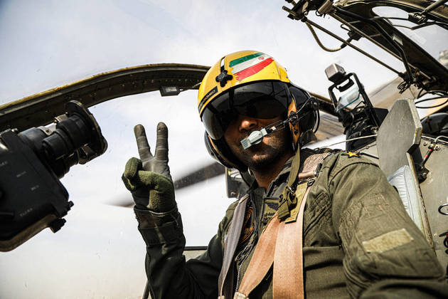 Por fim, a versão aérea do míssil Shafaq, que é capaz de transportar uma ogiva de 50 kg, pode destruir alvos num raio de 20 km
