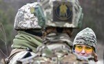 Mulher participa de treinamento militar do Exército da Ucrânia