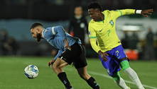  Vini Jr faz autocrítica após atuação na derrota da seleção: 'Muito mal' 