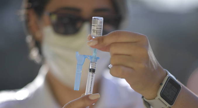 Brasil tem uma das vacinações mais lentas no mundo
