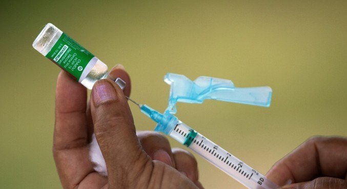 A Fiocruz, por meio do Bio-Manguinhos, já produz 1 milhão de doses por dia