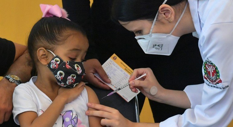 Vacinação de crianças em São Paulo
