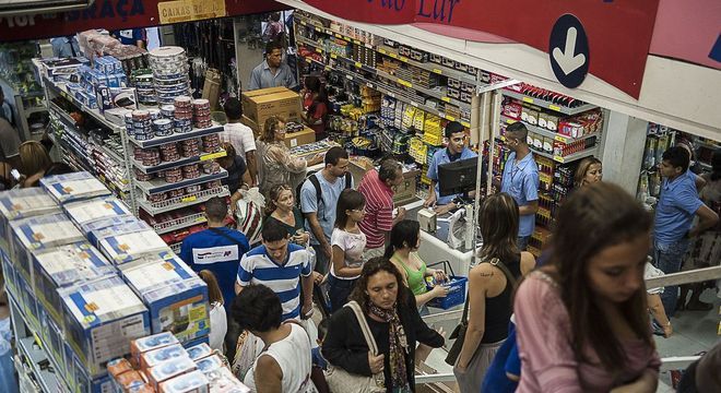 José Roberto Tadros, da CNC, espera melhor Natal para o comércio desde 2013