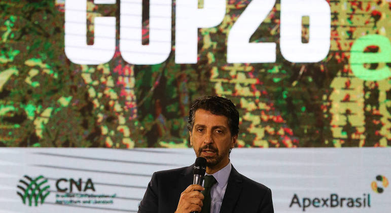 O ministro do Meio Ambiente, Joaquim Leite, em pronunciamento virtual exibido na COP26
