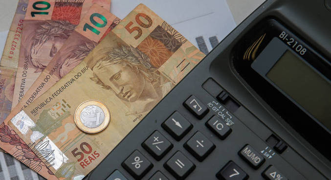 Arrecadação cresce com recolhimento de IRPJ e da CSLL